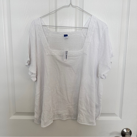 Old Navy White Flowy Top - Picture 1 of 4